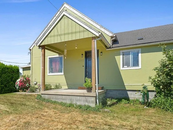 1002 Evergreen Dr, Tillamook, OR 97141