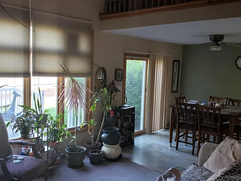 19653 Cambridge Dr — Photo 1