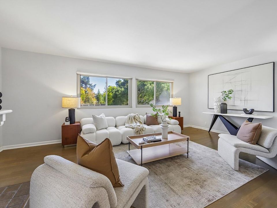1st image of 1640 Bayridge Way