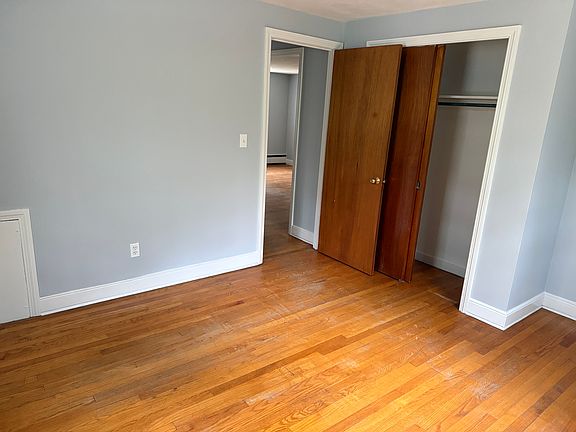3rd image of 10 Carpenter Rd APT 2W