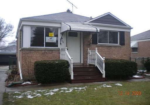 1st image of 9020 N Marmora Ave