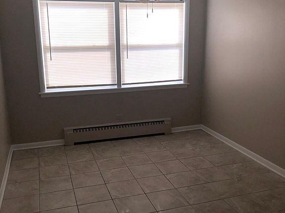 Kitchen Eating Area