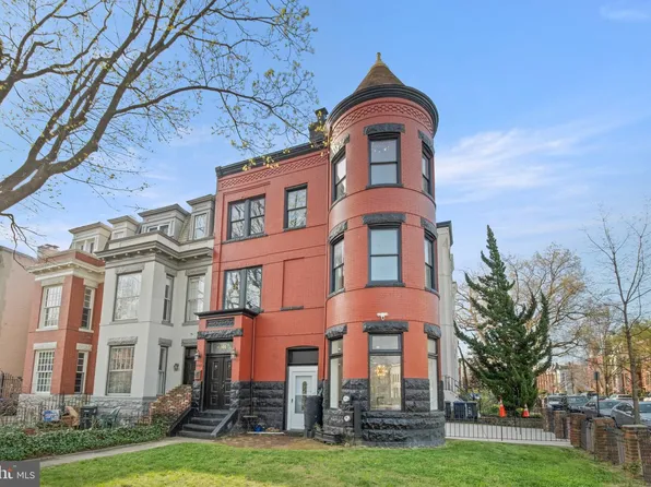 801 E Capitol St SE, Washington, DC 20003