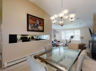 33 Allendale Ave, Johnston, RI 02919