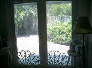 266 Oceanic Ave, Lauderdale By The Sea, FL 33308
