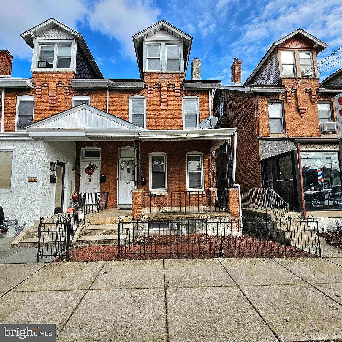 115 W 4th St photo 1