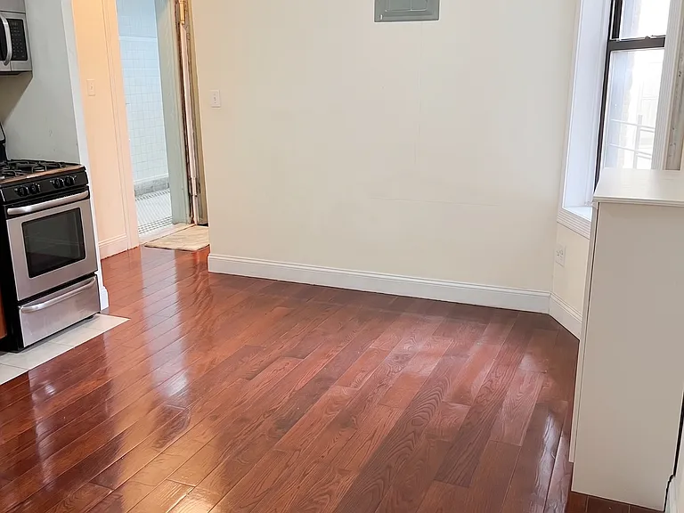 1 Arden St #412 — Photo 5