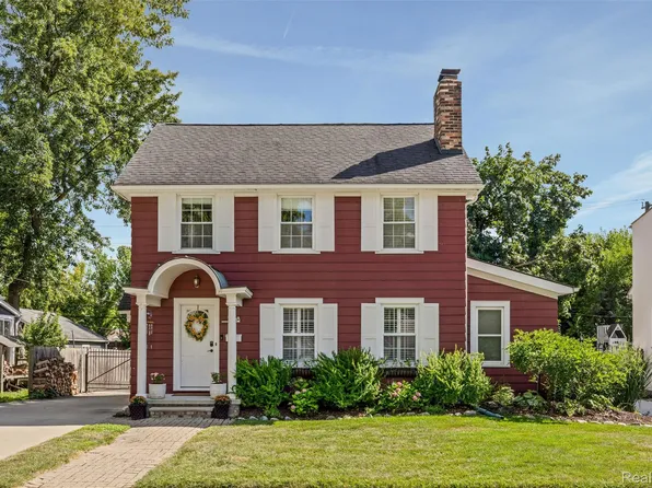 1208 Villa Rd, Birmingham, MI 48009