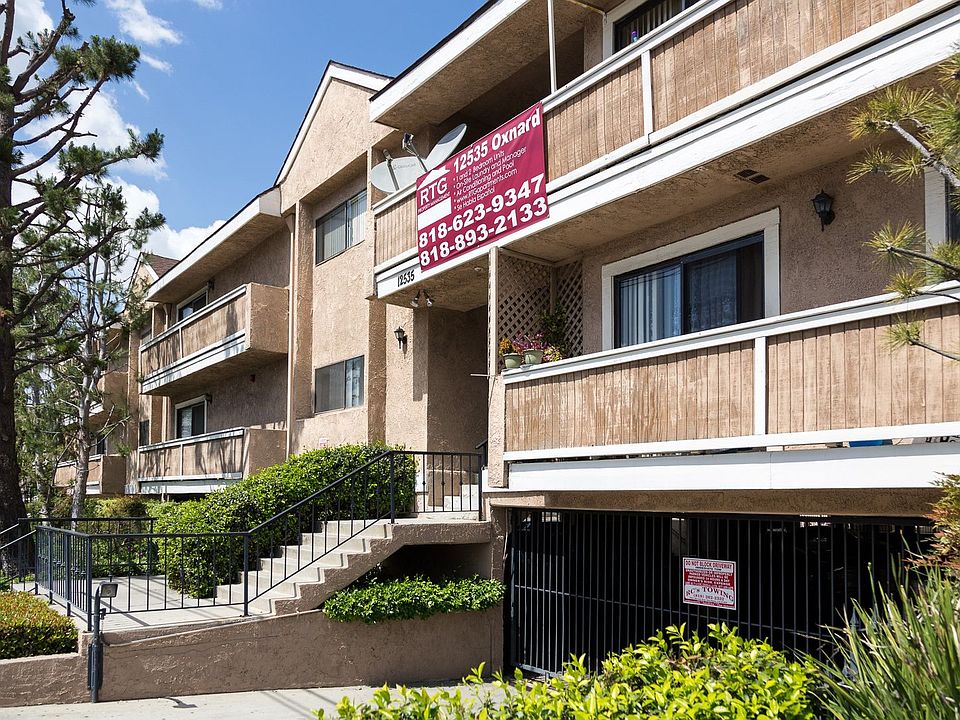 1st image of 12535 Oxnard St APT 211
