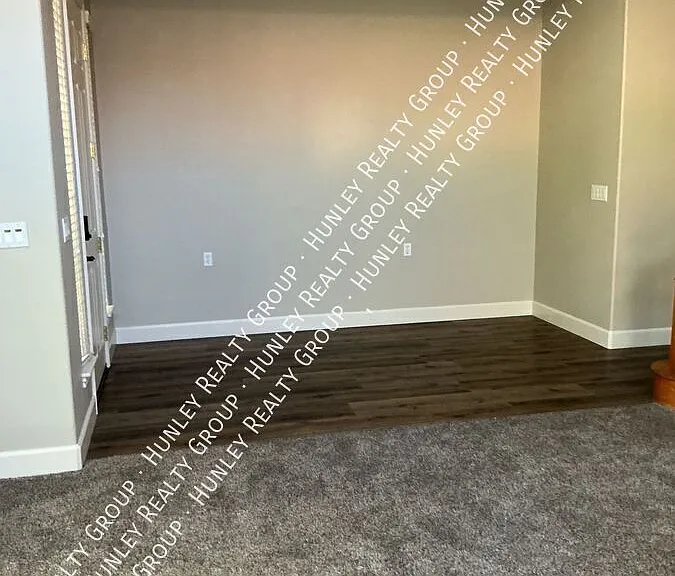 16237 Maricopa Ln — Photo 33