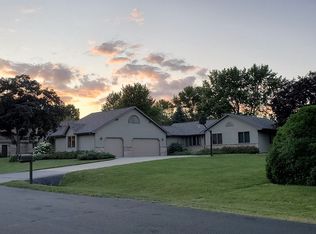 1982 Susan Ave, Neenah, WI 54956