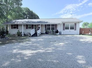 22851 Pleasant Dr, Lebanon, MO 65536