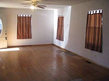 3rd image of 520 N Topeka St