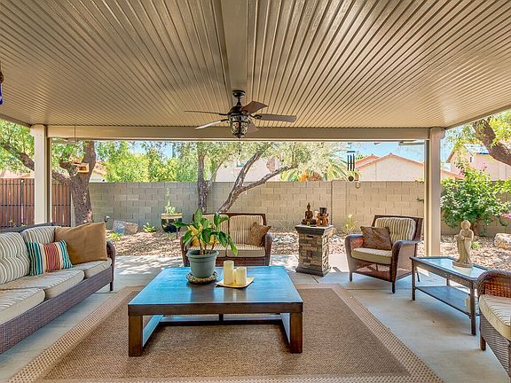 3rd image of 2112 S Paseo Loma