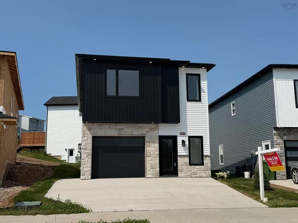 164 Provence Way, Timberlea, NS B3T 0N8