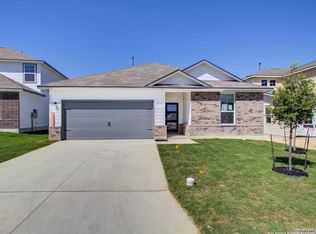 16630 Rosemary Rdg, Elmendorf, TX 78112