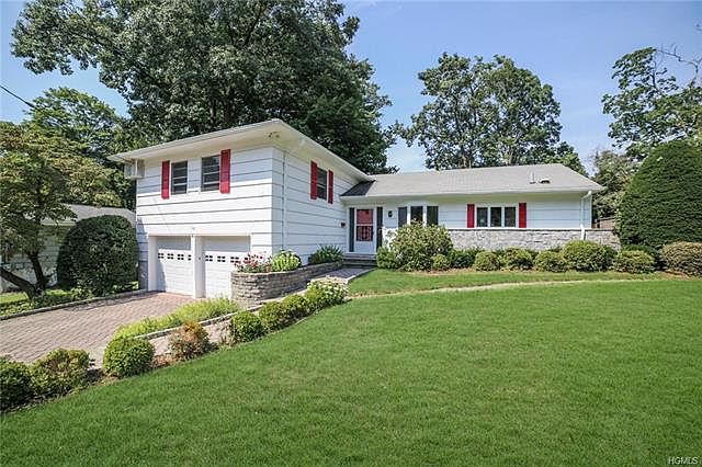 1st image of 131 Chalford Ln