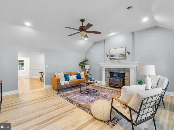 11211 Thompson Ave, Reisterstown, MD 21136