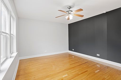 3rd image of 7736 N Ashland Ave #3H