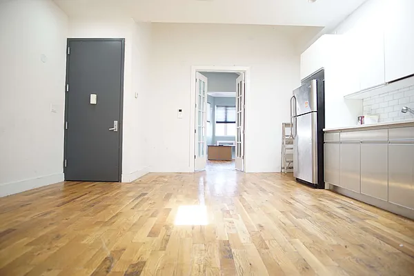 Rented by Lofts and Flats LLC | media 30