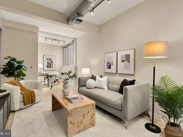 3409 Wilson Blvd Unit 303, Arlington, VA 22201