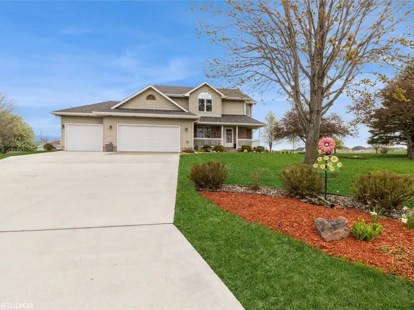 9601 NE 28th Ct, Ankeny, IA 50021