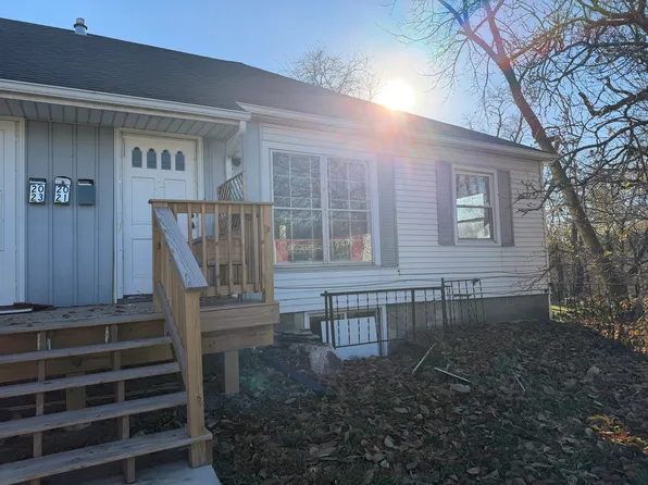 2023 E Locust St, Davenport, IA 52803