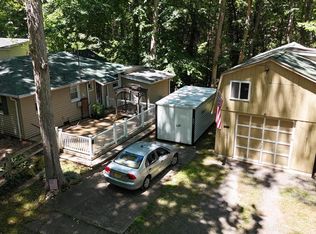 11821 Mandy Ln, Manassas, VA 20112
