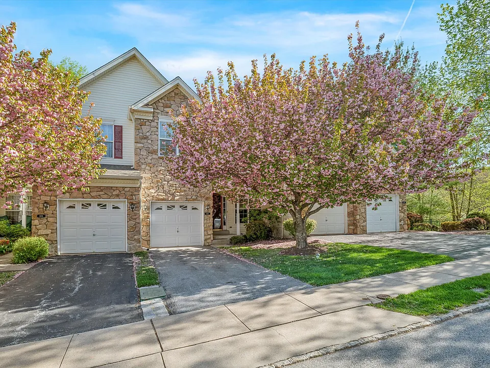 103 Birchwood Dr