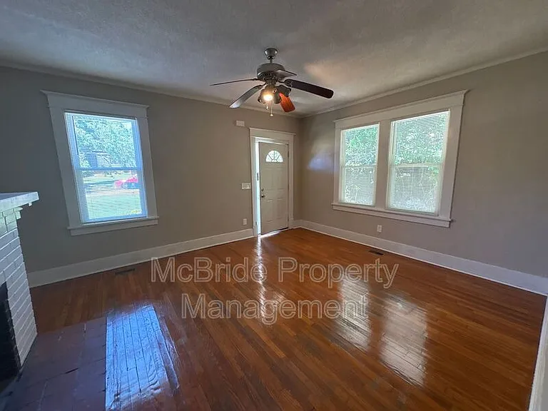 1110 Troupe St — Photo 2