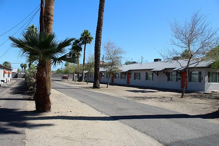 1st image of 740 E Turney Ave