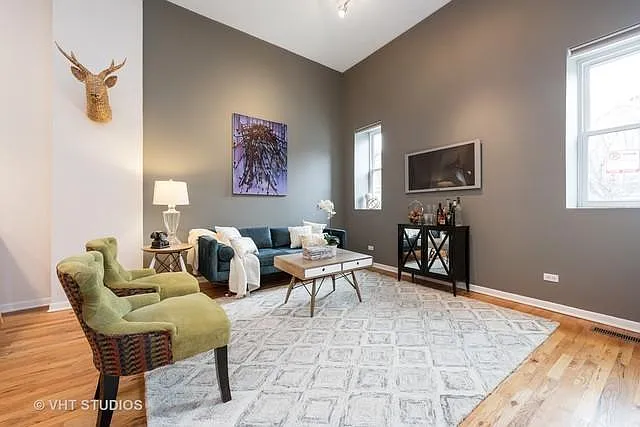 1517 N Paulina St #1F — Photo 6