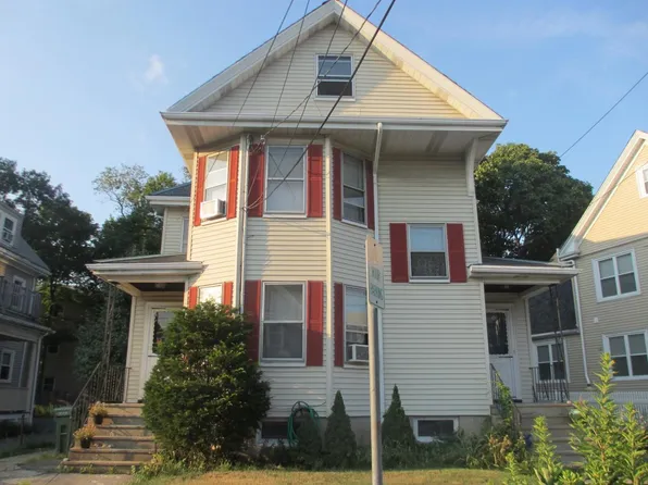 37 Eliot St, Watertown, MA 02472