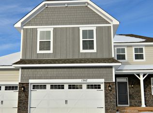 1307 Shadow Creek Curv, Eagan, MN 55123