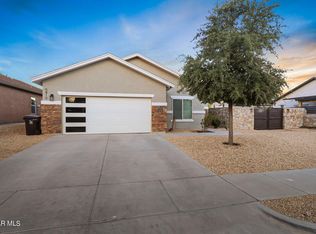 5810 Elizabeth St, Sunland Park, NM 88008
