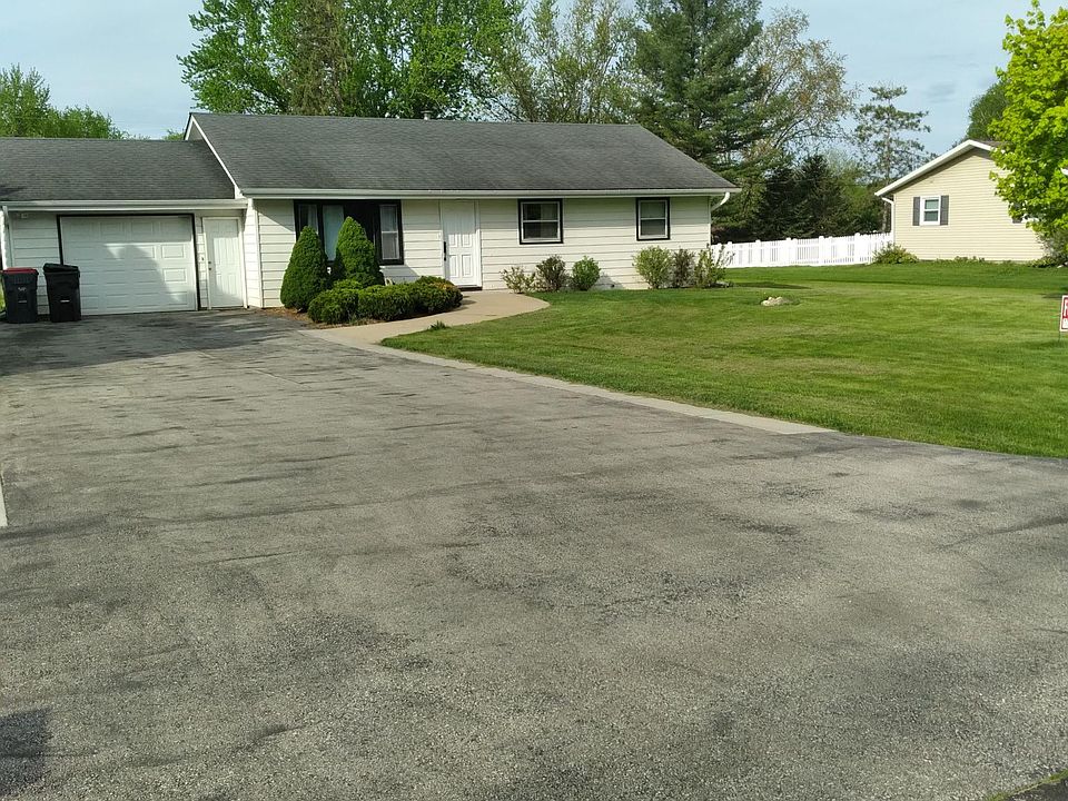 1st image of W193 Belleview Ave