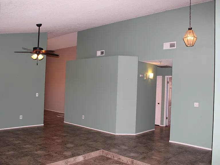 6305 Quaking Aspen St — Photo 5