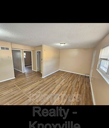 2nd image of 328 Dahlia Dr APT 9
