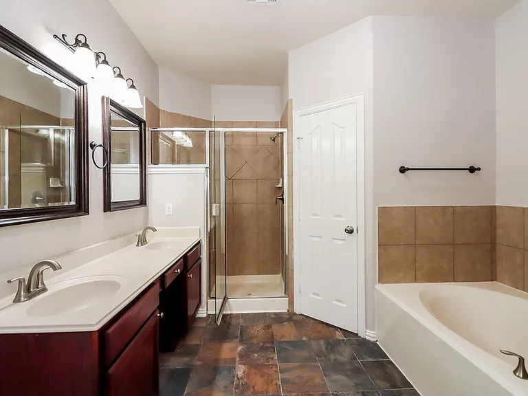 2618 Key West Dr — Photo 10