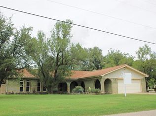 710 Yucca Ln, Lubbock, TX 79403