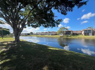 206 Valencia Dr #I, Delray Beach, FL 33446