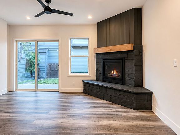 5th image of 20523 Stanford Pl