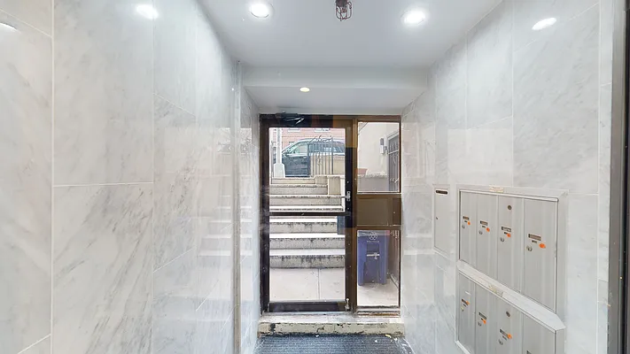 Rented by Metro Garden Realty NYC | media 37