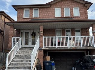 171 Cornelius Pkwy #BASEMENT, Toronto, ON M6L2K8