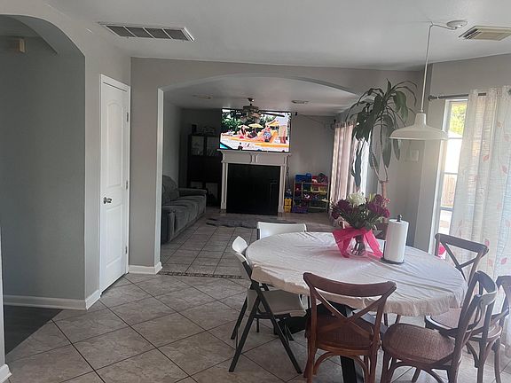 4th image of 23727 Norton House Ln