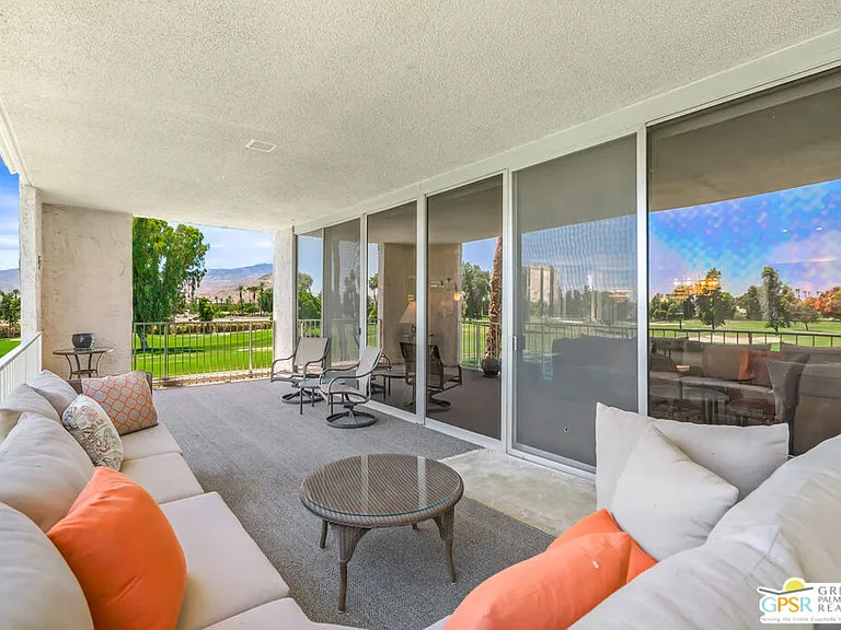 900 Island Dr #313 — Photo 3