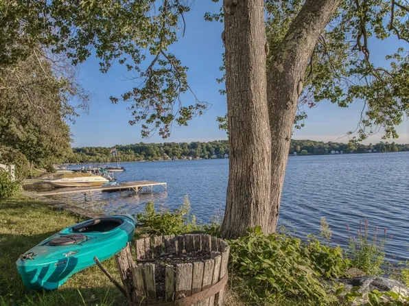 62 Lake Attitash Rd, Amesbury, MA 01913