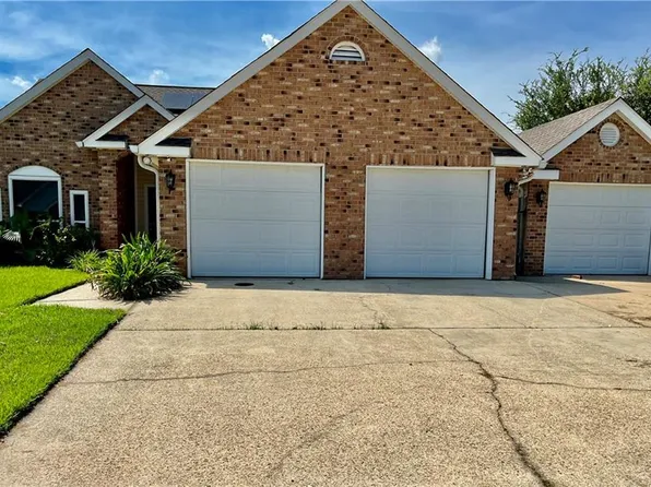 40 Shearwater Dr, La Place, LA 70068