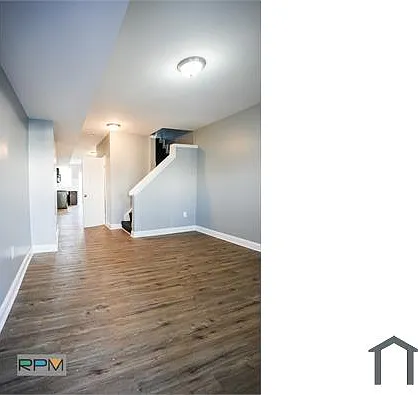 2411 Baker St — Photo 9
