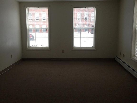 2nd image of 40 Norton St APT D